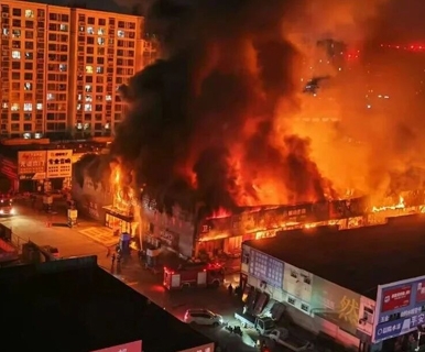 河北一家居建材市场，深夜突发大火！多个家居品牌门店被烧毁…